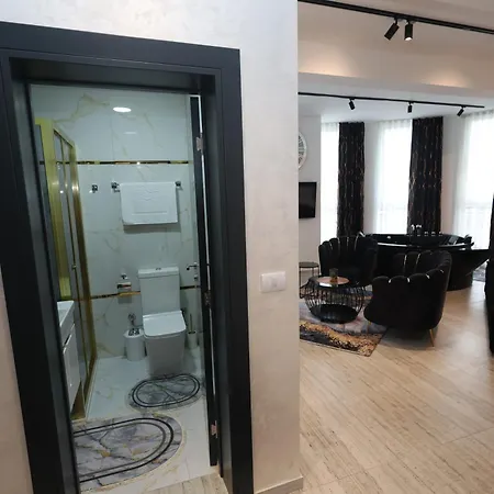 Golden Hill Palace Hotel