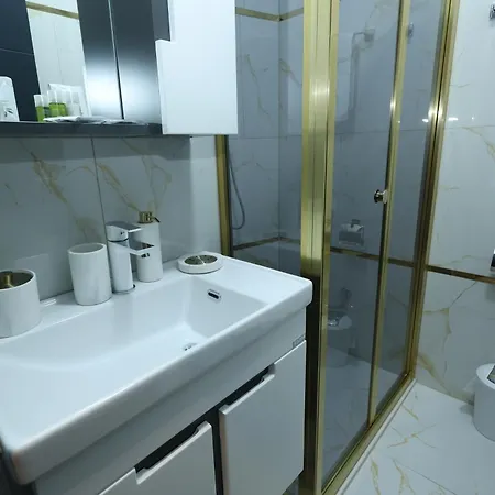 Hotel Golden Hill Palace *