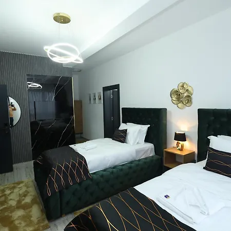 Golden Hill Palace *