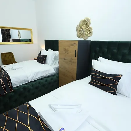 Golden Hill Palace Hotel *